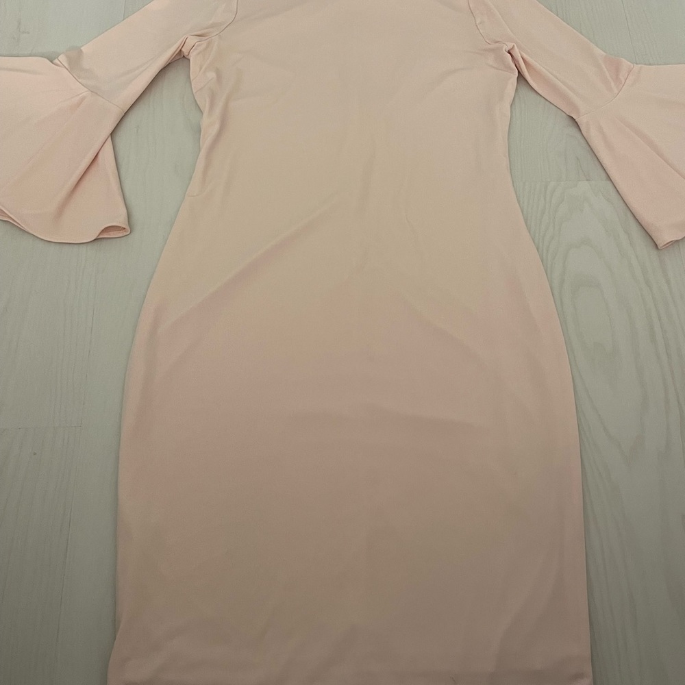 Beautiful * 🤍 light pink Calvin Klein dress